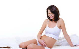 Причины потливости во время беременности: особенности каждого из триместров