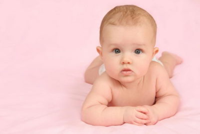 Опрелости на шее у новорожденного: причины и лечение в домашних условиях