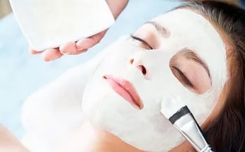 Польза и особенности применения кефирной маски для лица